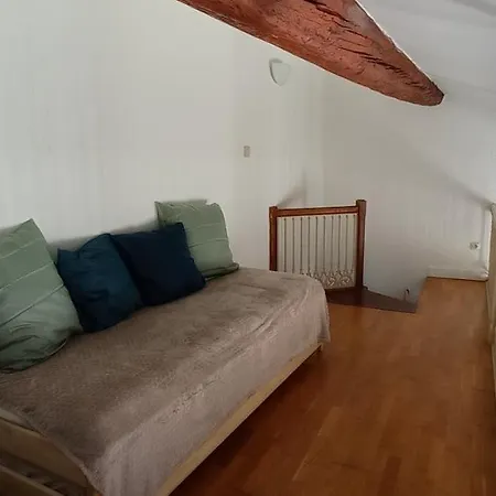 Chez Julie, Triplex Centre Historique * 베지에