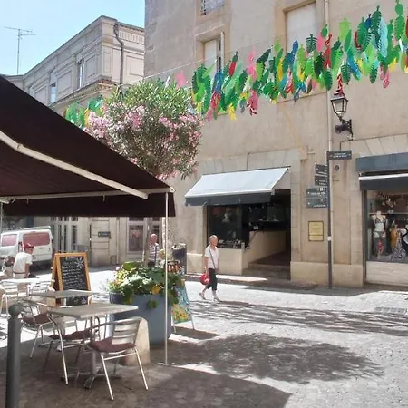 Chez Julie, Triplex Centre Historique 아파트 *